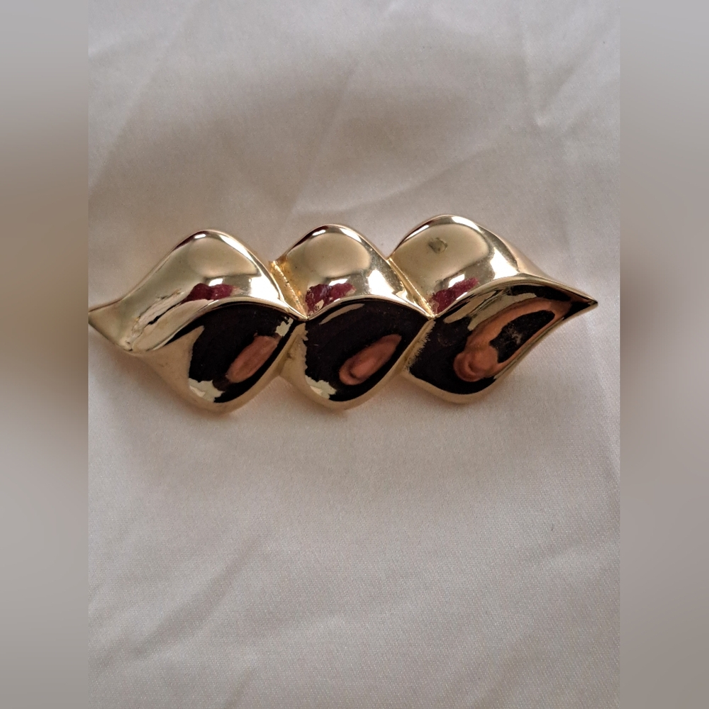 Brooch 6/21